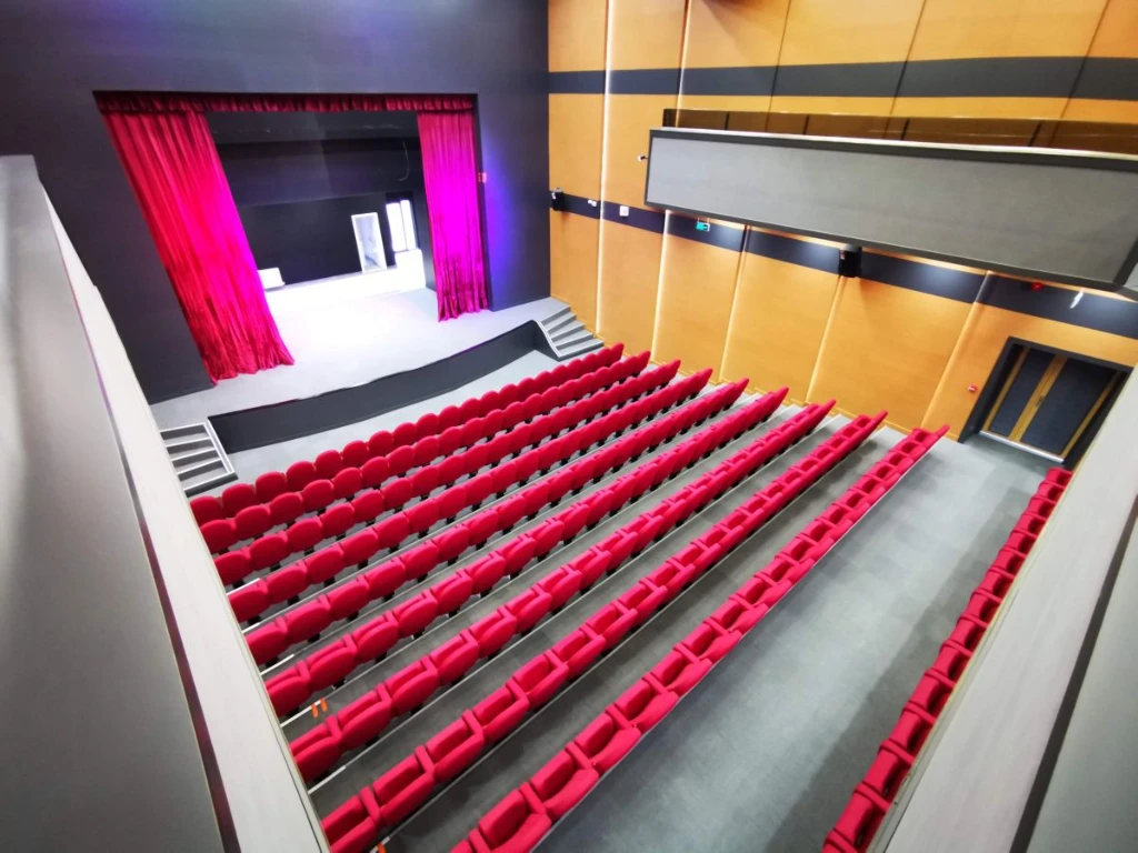 KARTEPE GÜZEL SANATLAR LİSESİ KONFERANS SALONU - Galeri