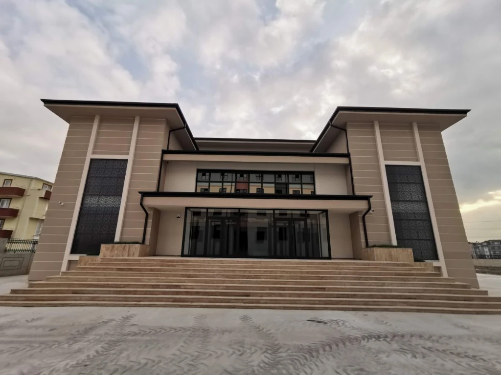 KARTEPE GÜZEL SANATLAR LİSESİ KONFERANS SALONU - Galeri