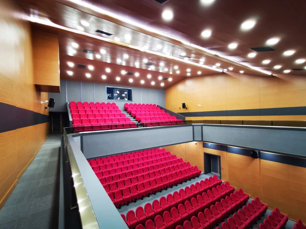KARTEPE GÜZEL SANATLAR LİSESİ KONFERANS SALONU - Galeri