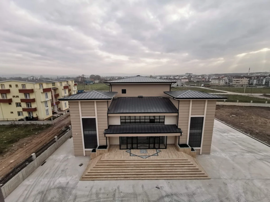KARTEPE GÜZEL SANATLAR LİSESİ KONFERANS SALONU - Galeri