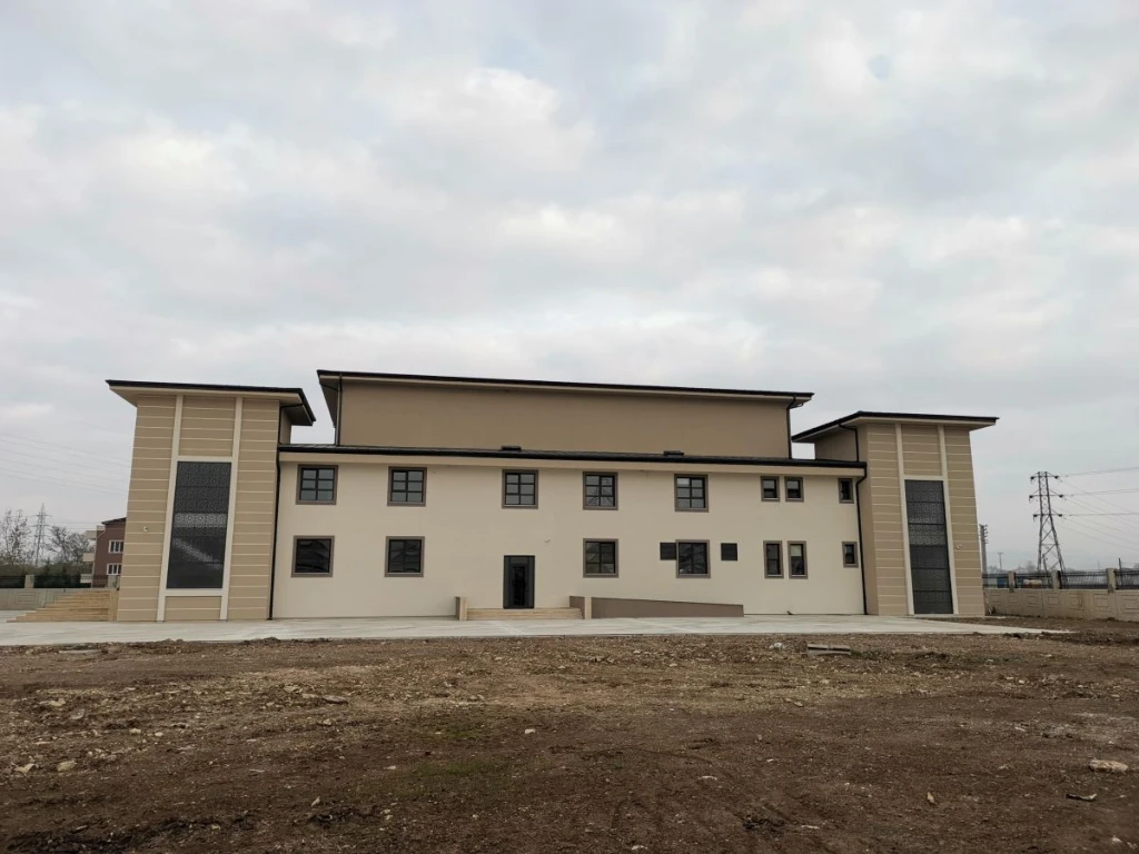 KARTEPE GÜZEL SANATLAR LİSESİ KONFERANS SALONU - Galeri