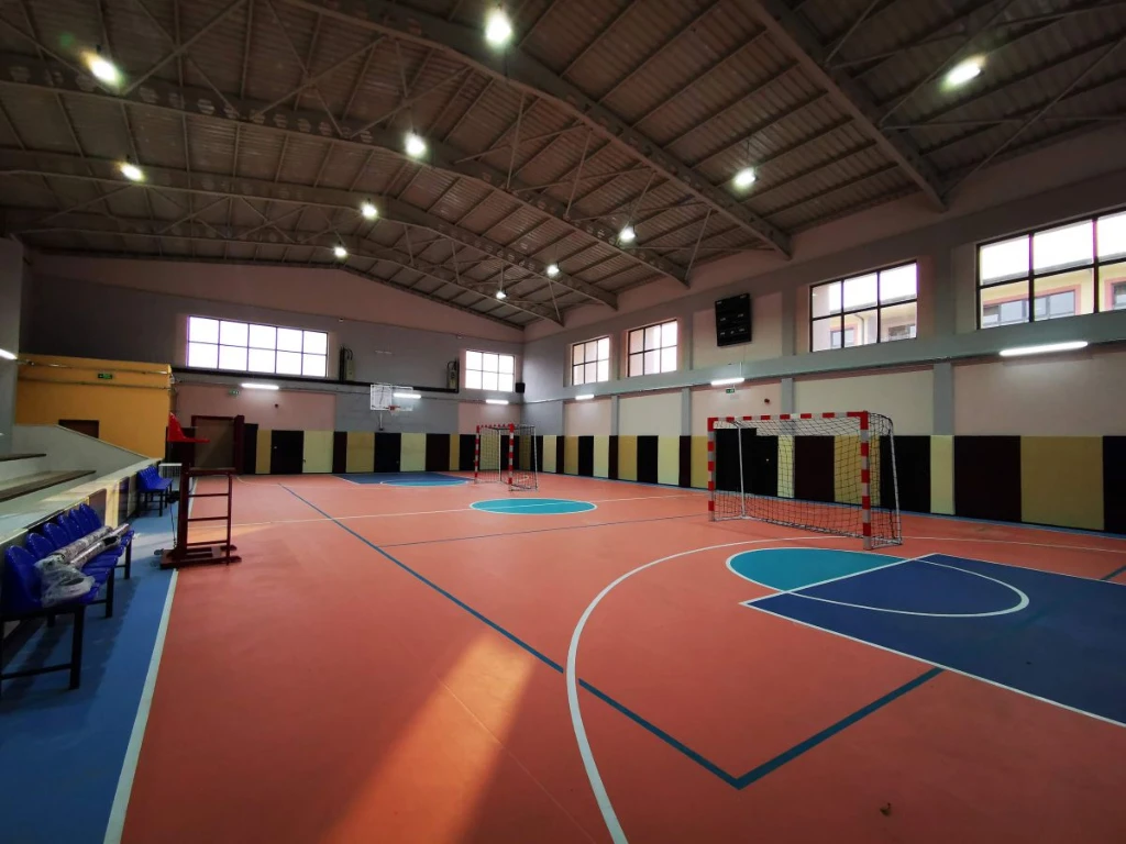 KARTEPE GÜZEL SANATLAR LİSESİ SPOR SALONU - Galeri