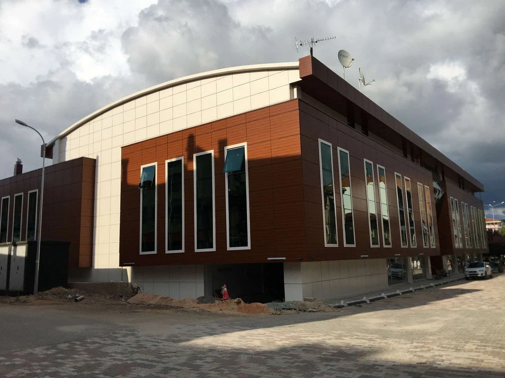 PAZARYERİ TRADE AND CULTURAL CENTER - Galeri