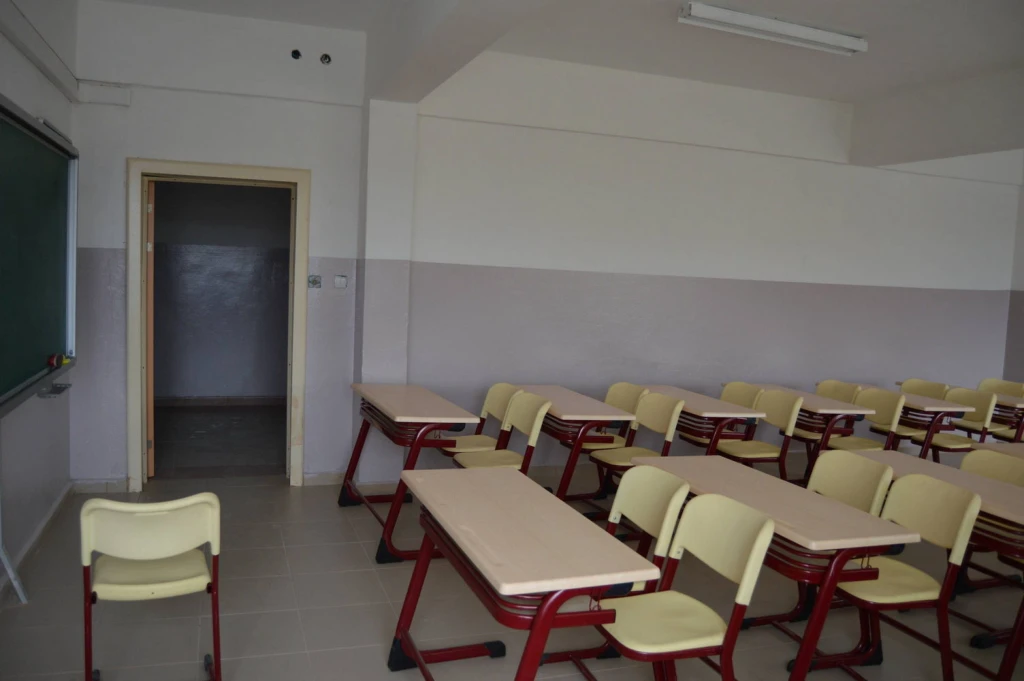 TÜPRAŞ 50th ANNIVERSARY HIGH SCHOOL RENOVATION WORKS - Galeri